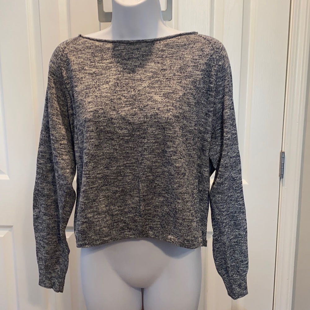 Women’s Free Press , size XL , long sleeved short waisted sweater NWOT